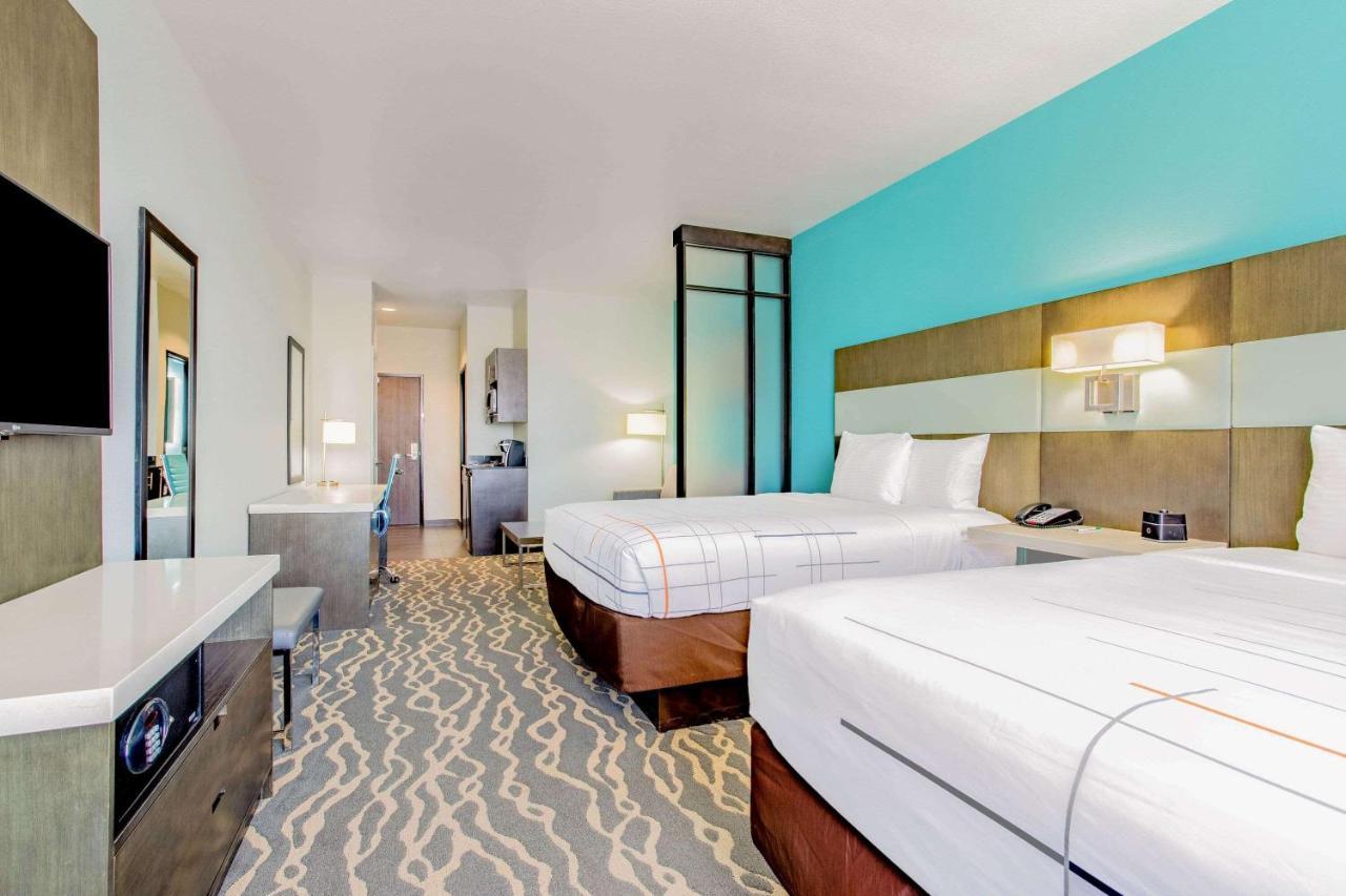 La Quinta Inn & Suites By Wyndham Northlake Ft. Worth Elizabethtown Екстер'єр фото