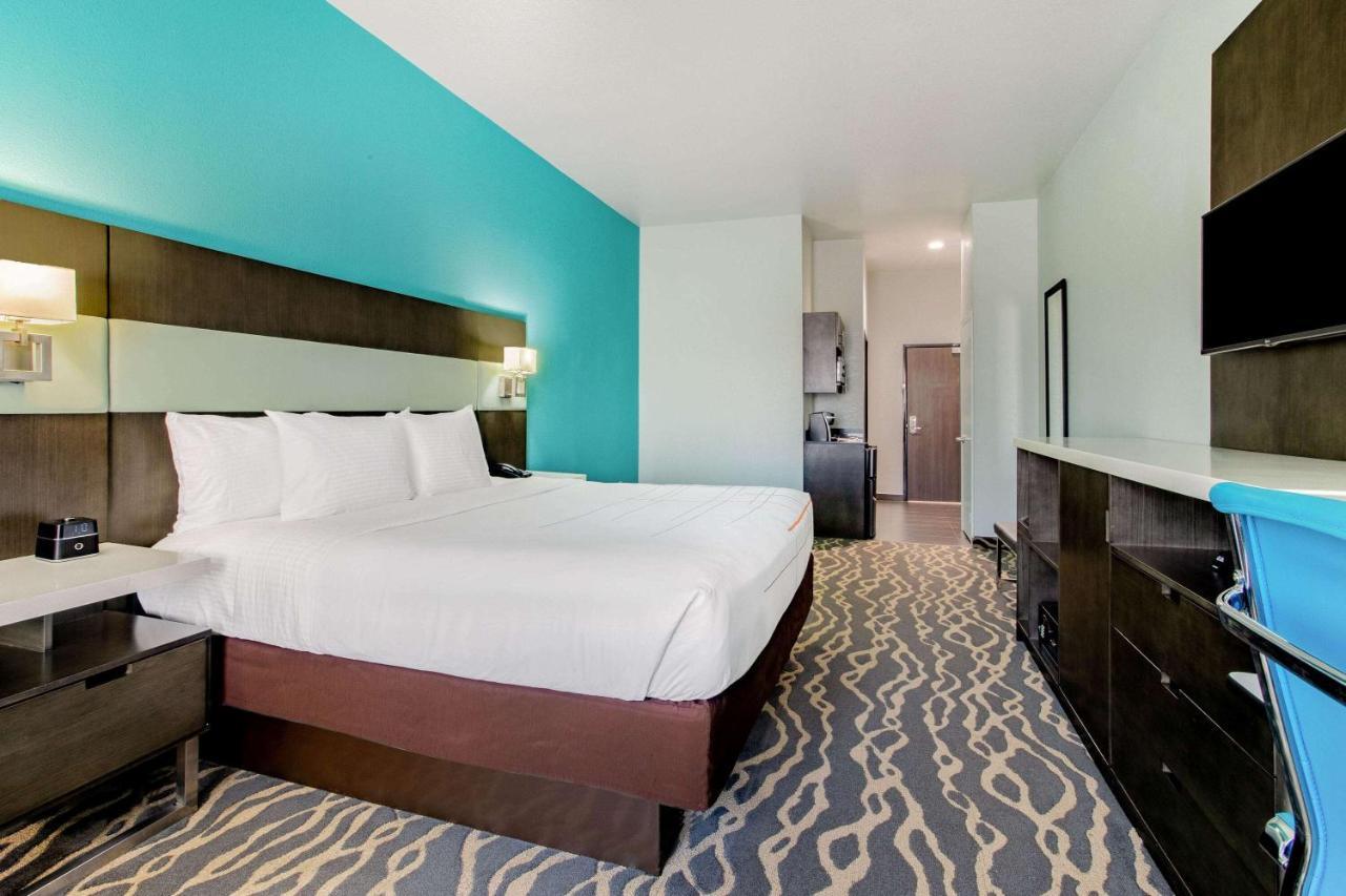La Quinta Inn & Suites By Wyndham Northlake Ft. Worth Elizabethtown Екстер'єр фото