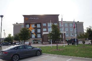 La Quinta Inn & Suites By Wyndham Northlake Ft. Worth Elizabethtown Номер фото