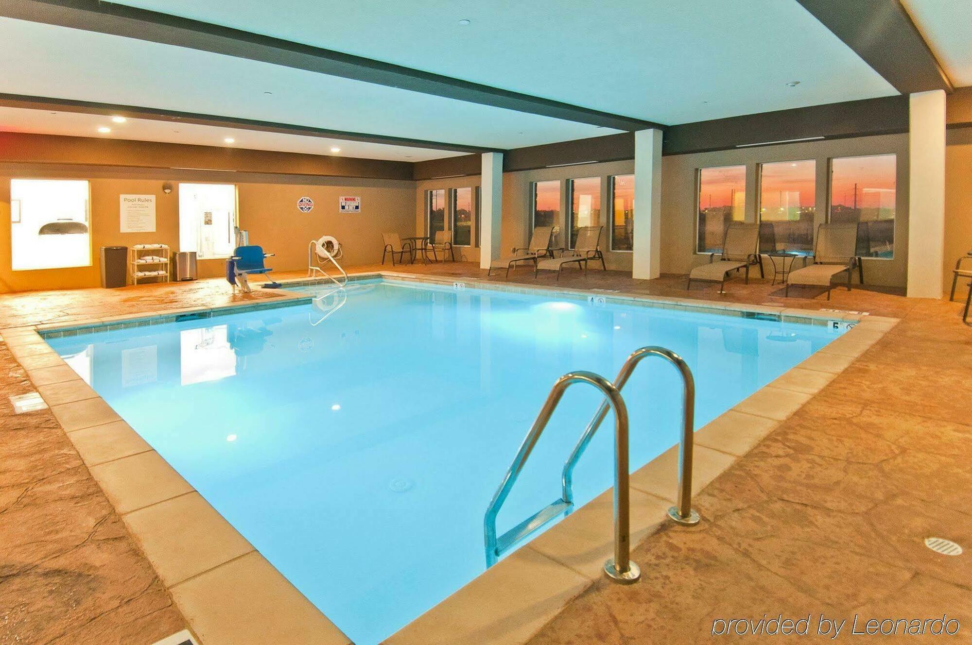La Quinta Inn & Suites By Wyndham Northlake Ft. Worth Elizabethtown Екстер'єр фото